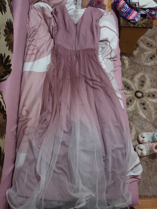 Rochie lunga roz