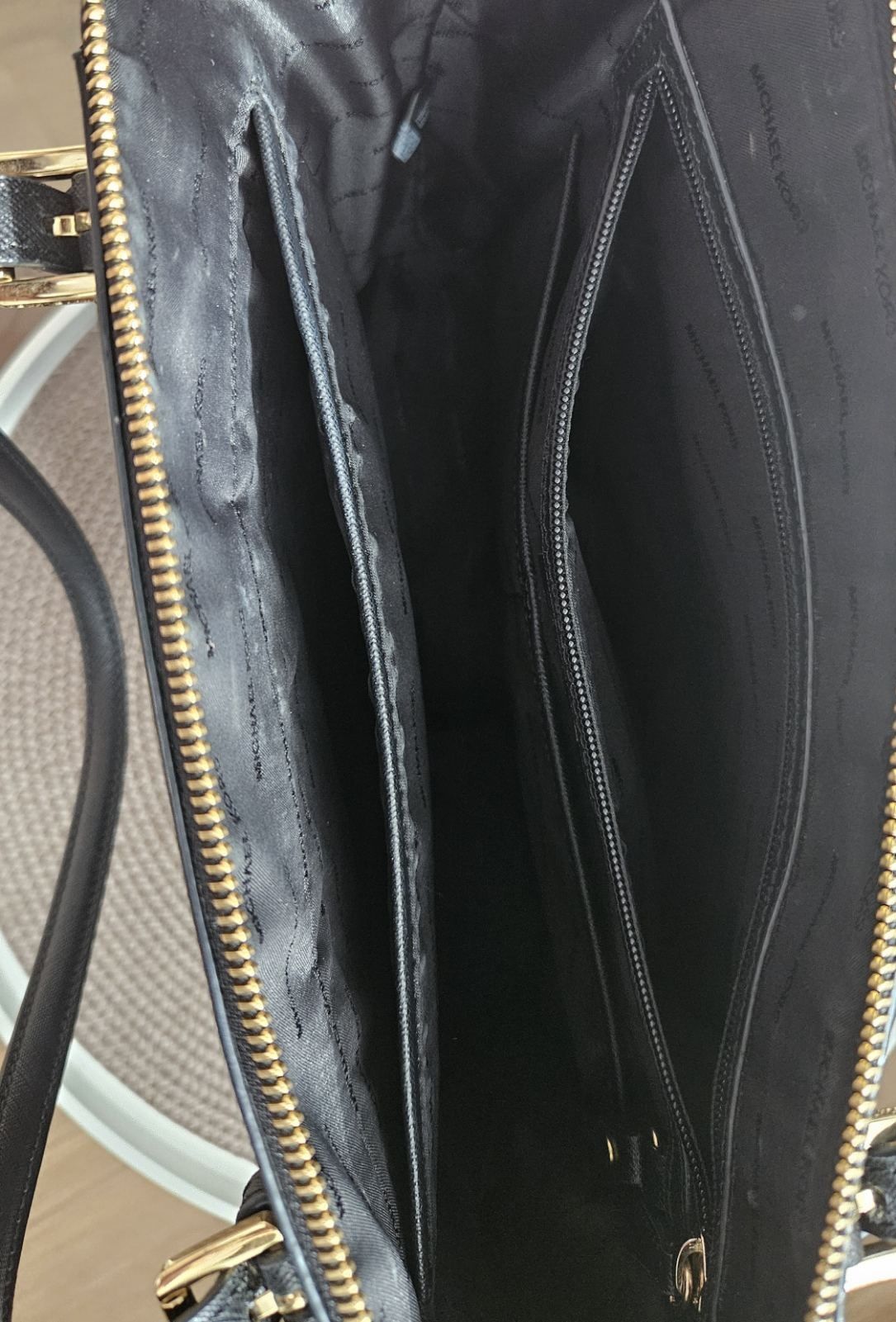 Michael Kors кожена чанта