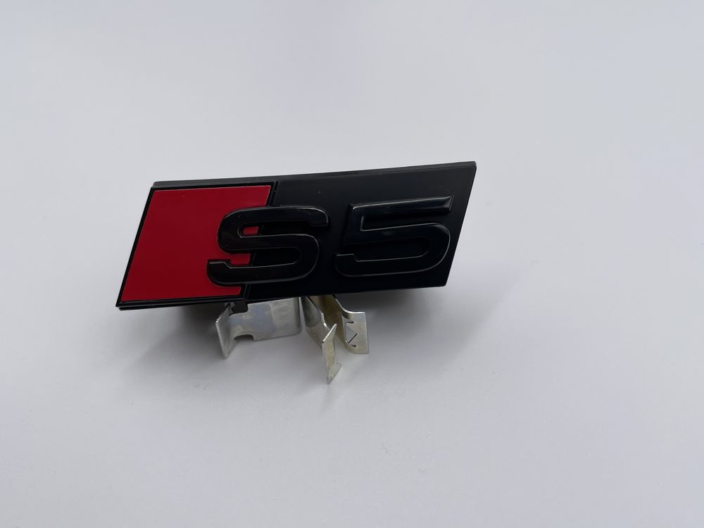 Emblema Audi S5 grila negru