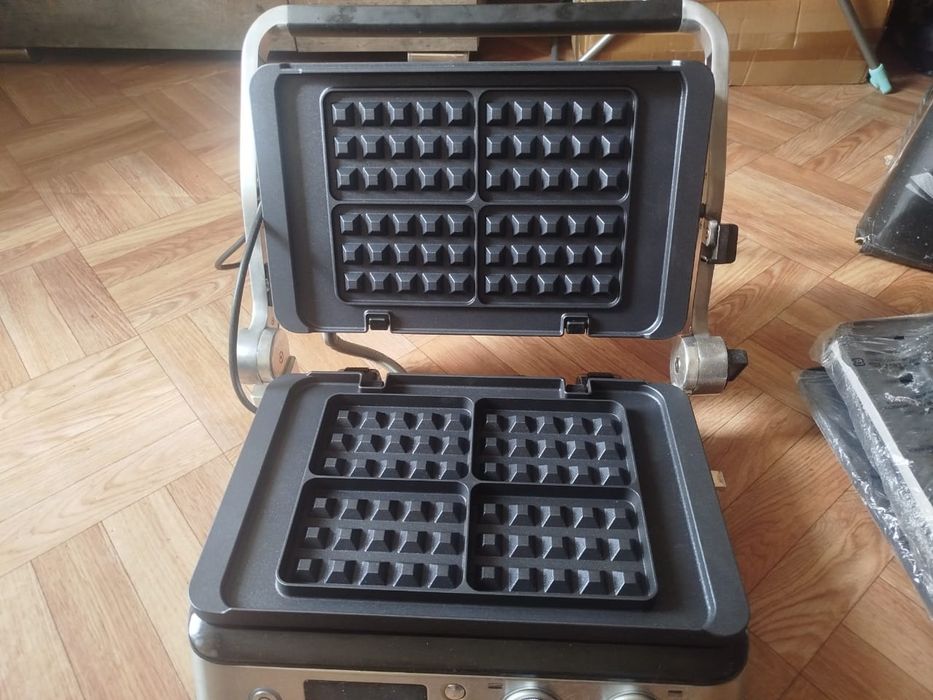 Продаю абсолютно новый электрогриль Braun