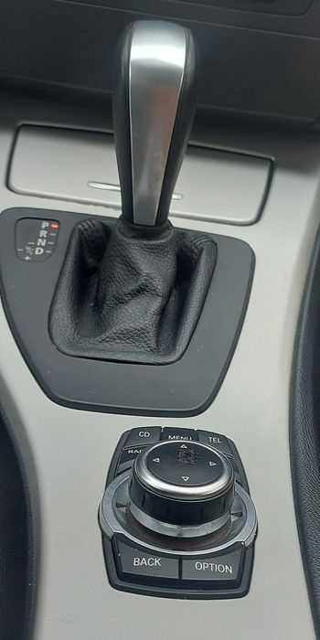 BMW Seria3 LCI E90 
                
Fabricatie 2011