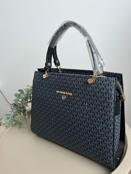 Чанта Michael Kors