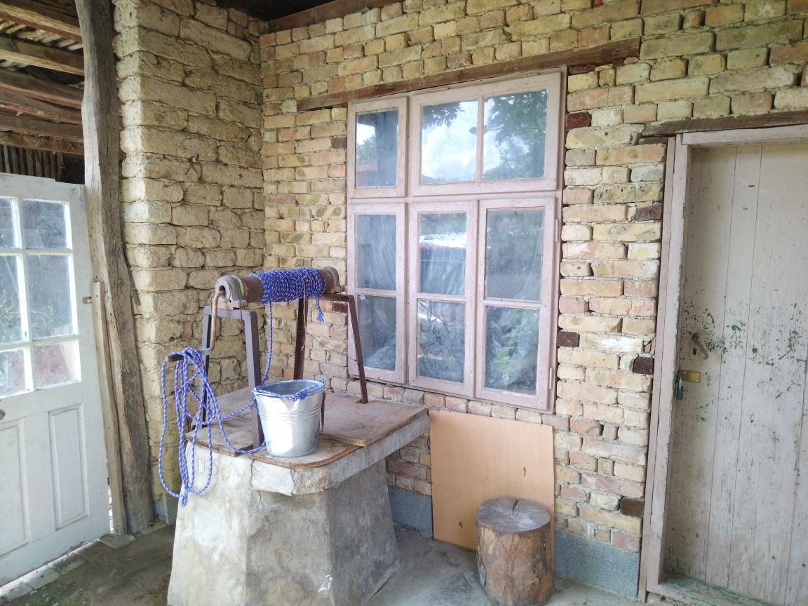 Продавам къща в с. Риш