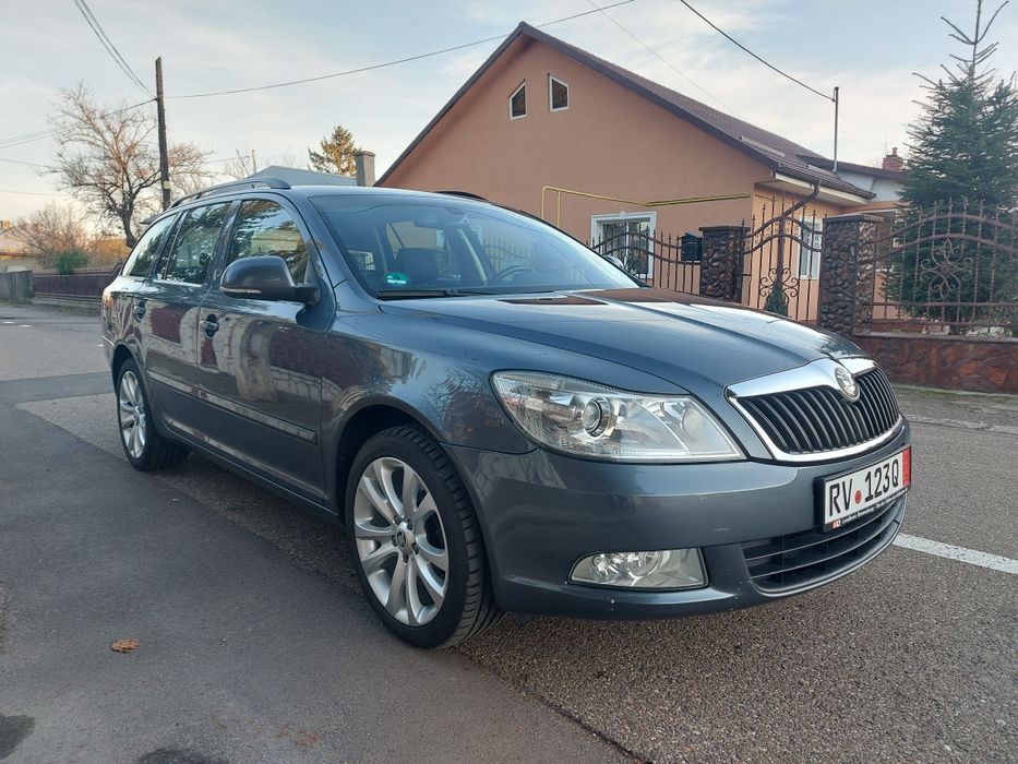 Vind Skoda Octavia 1.4 TSI stare impecabilă tehnic și optic