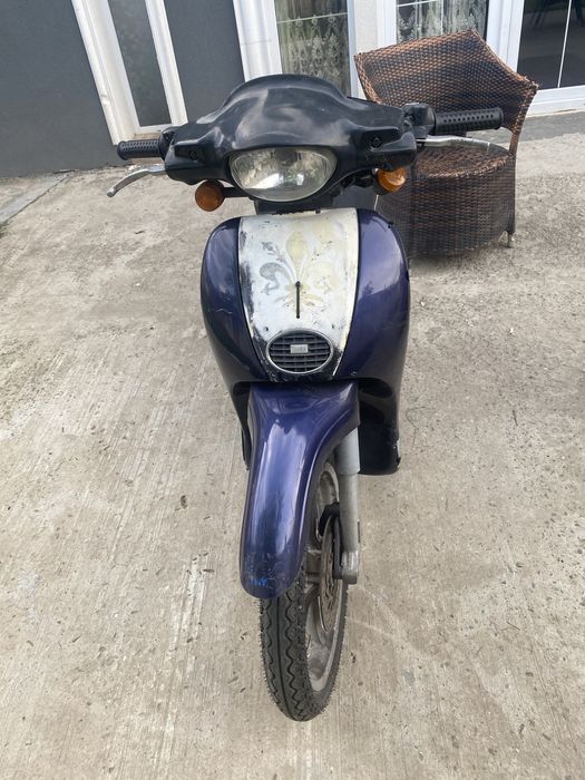 Scuter Aprilia pornește la prima cheie