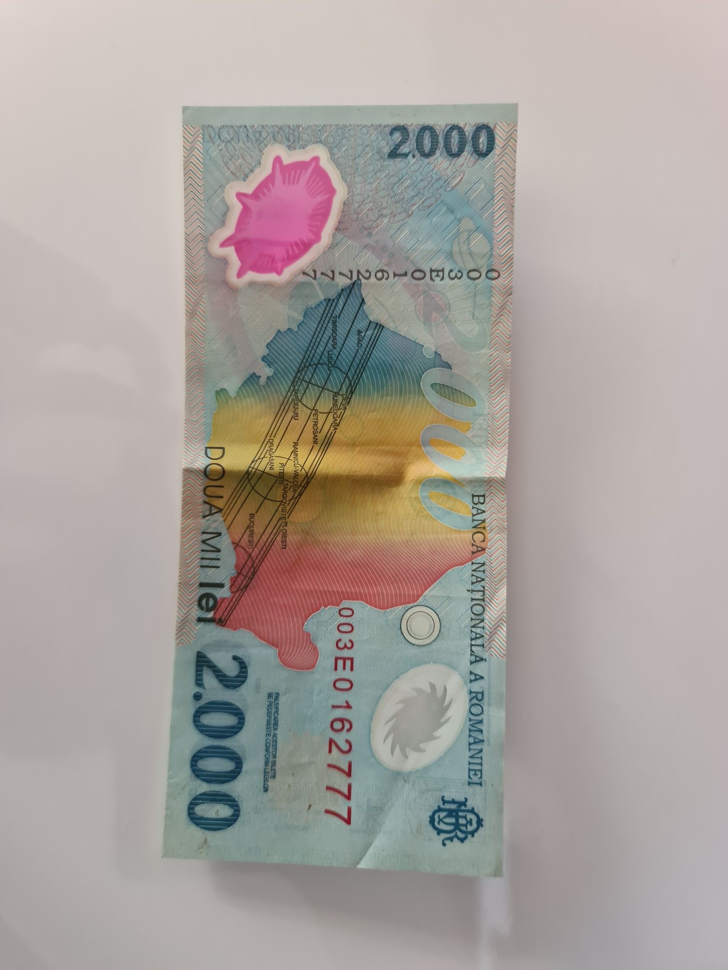 Bancnota eclipsa 2000 lei