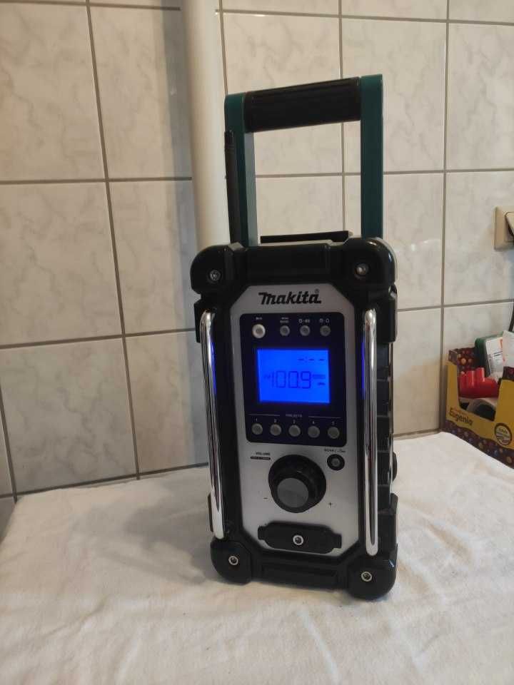 Makita Radio model DMR 102 original Makita,