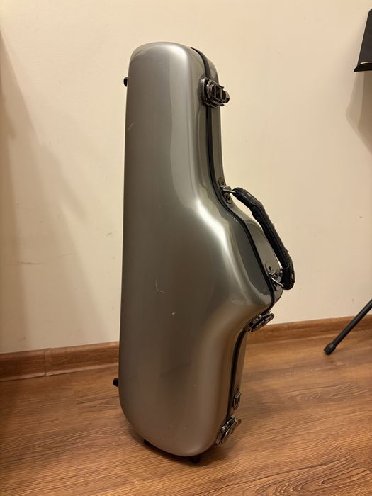 Vand cutie saxofon alto