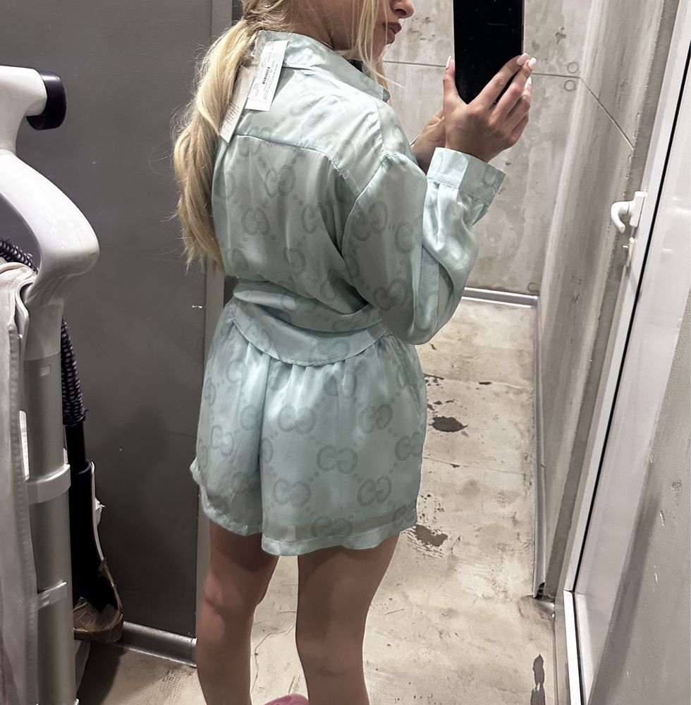 Екип Gucci / Dior
