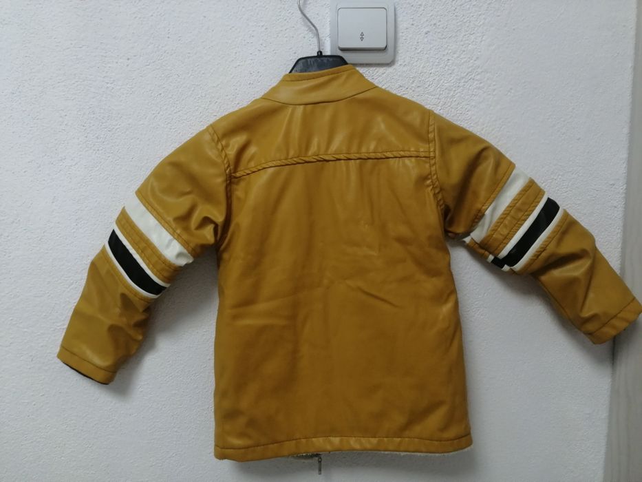 Детско зимно яке(кожено)