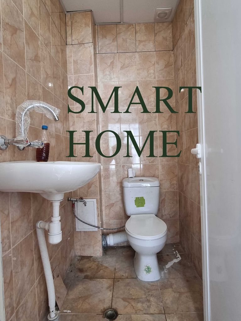 Дава се под наем Офис в Велико Търново, Център - 130 кв.м за 395 € - Снимка #4