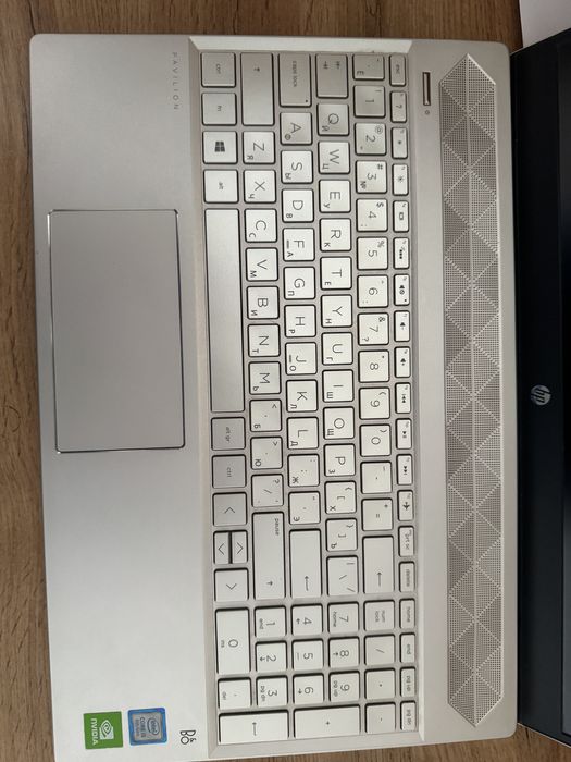 Hp pavilion 15 ideal sostoyaniye