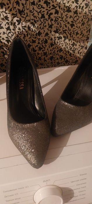 Продается кожаные