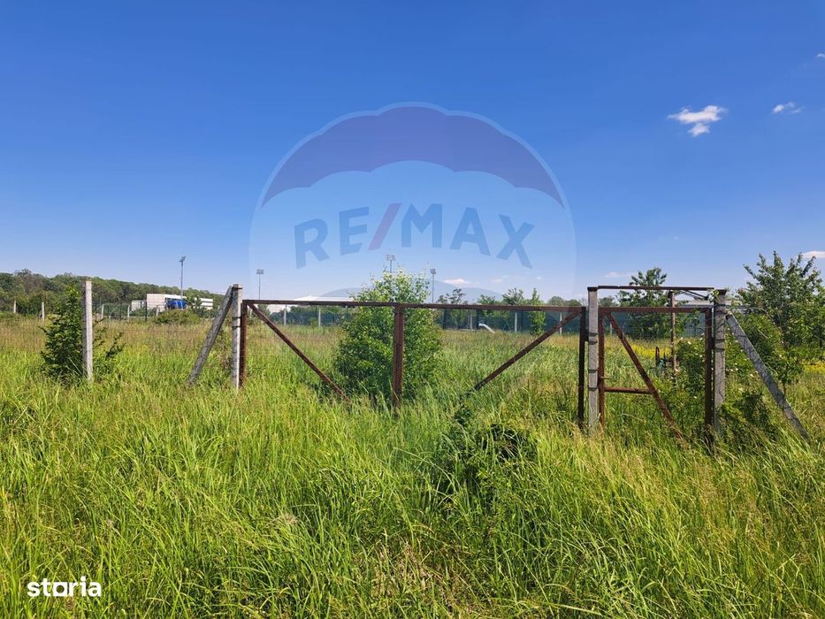 Teren 1064 mp Izvorani langa padure zona Complex Olimpic