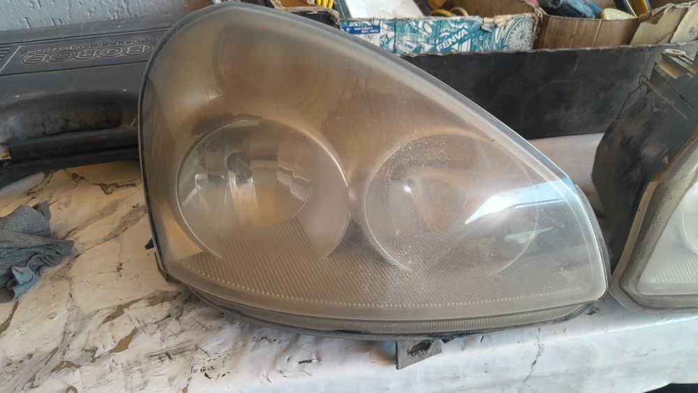 Продам фары разные что есть на фото
