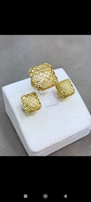 Золотые серьги, проба 585,вес 4,47гр