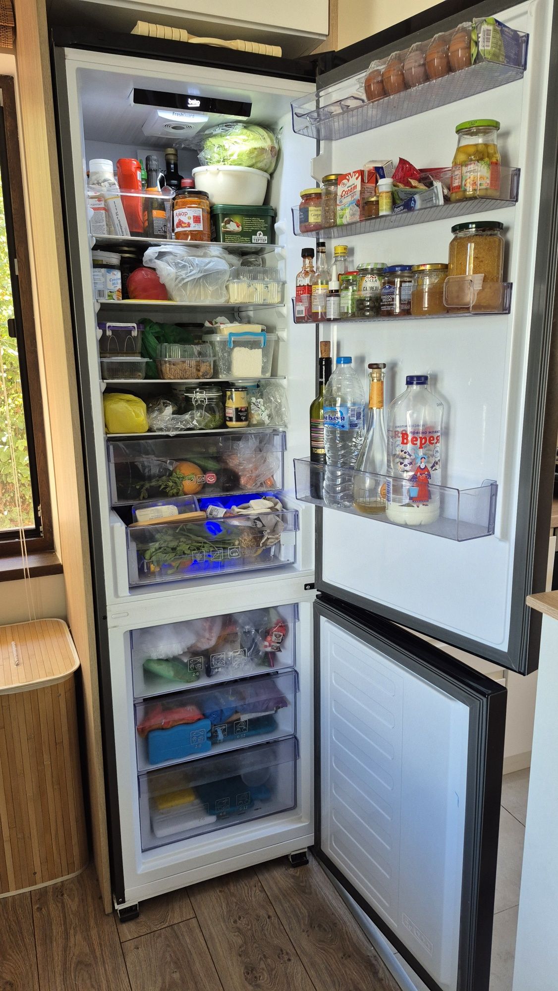 Beko NeoFrost FresGuard с дефект - бавно изпуска фреон, Скоро пълнен