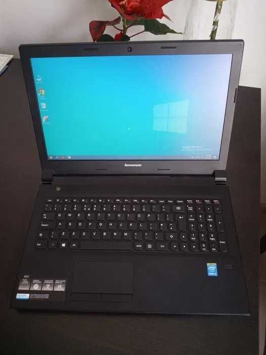 Laptop Lenovo B50