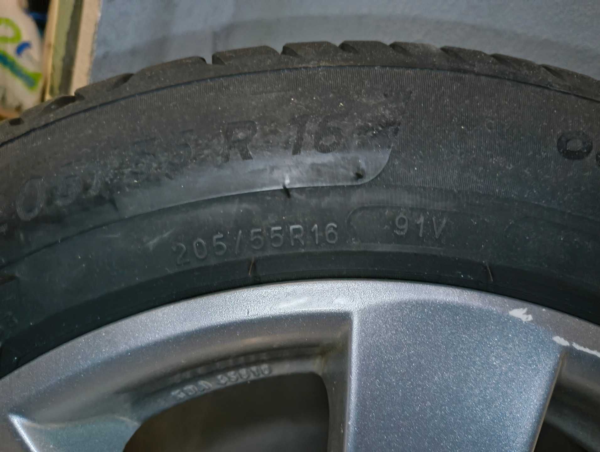 Джанти BORBET 7Jx16H2 5x120 с летни гуми Michelin Primacy 4