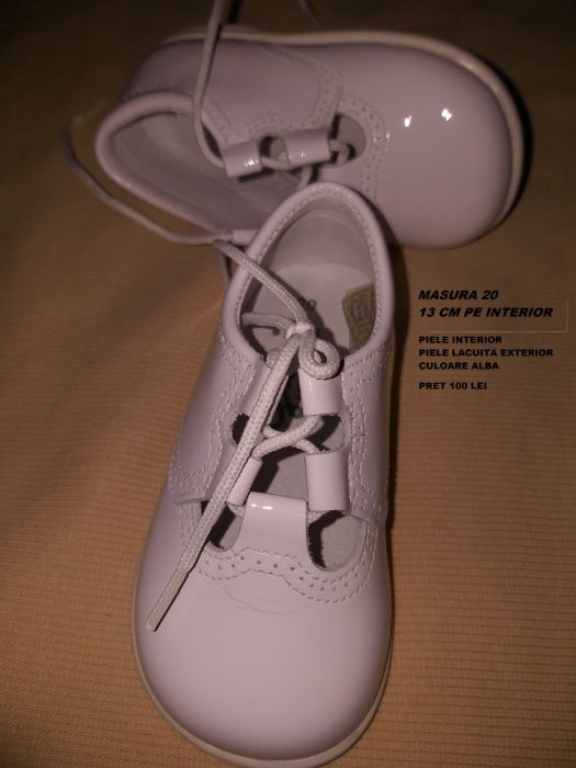 pantofiori albi unisex ,botez,marimea 20