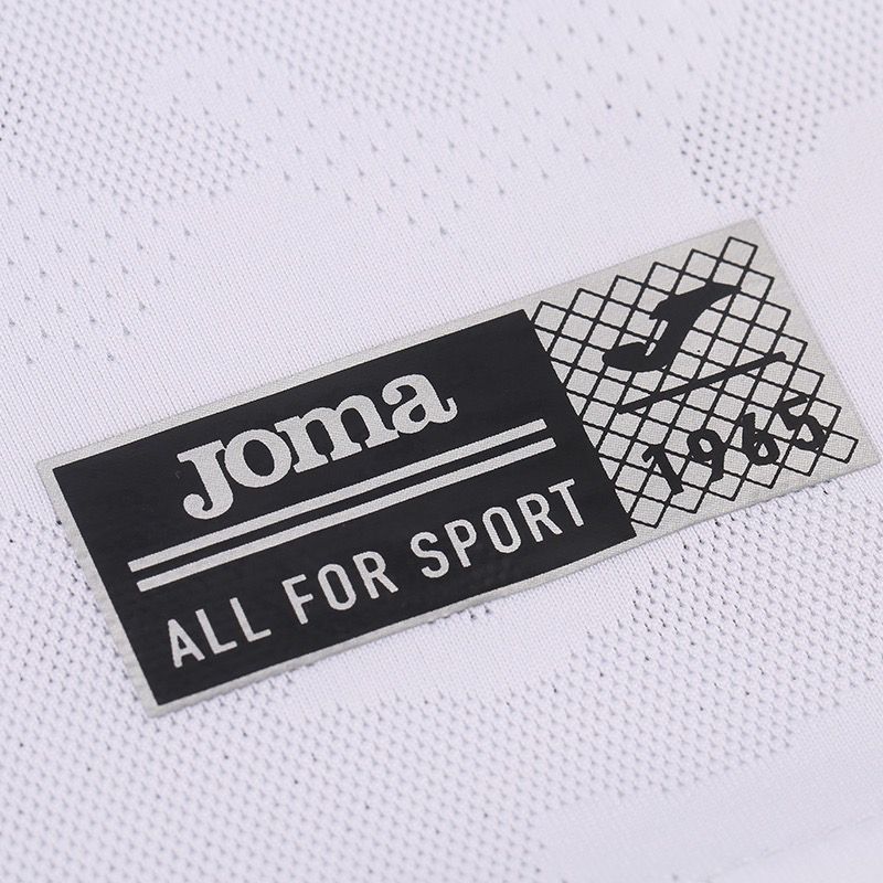 Спортивная одежда Joma