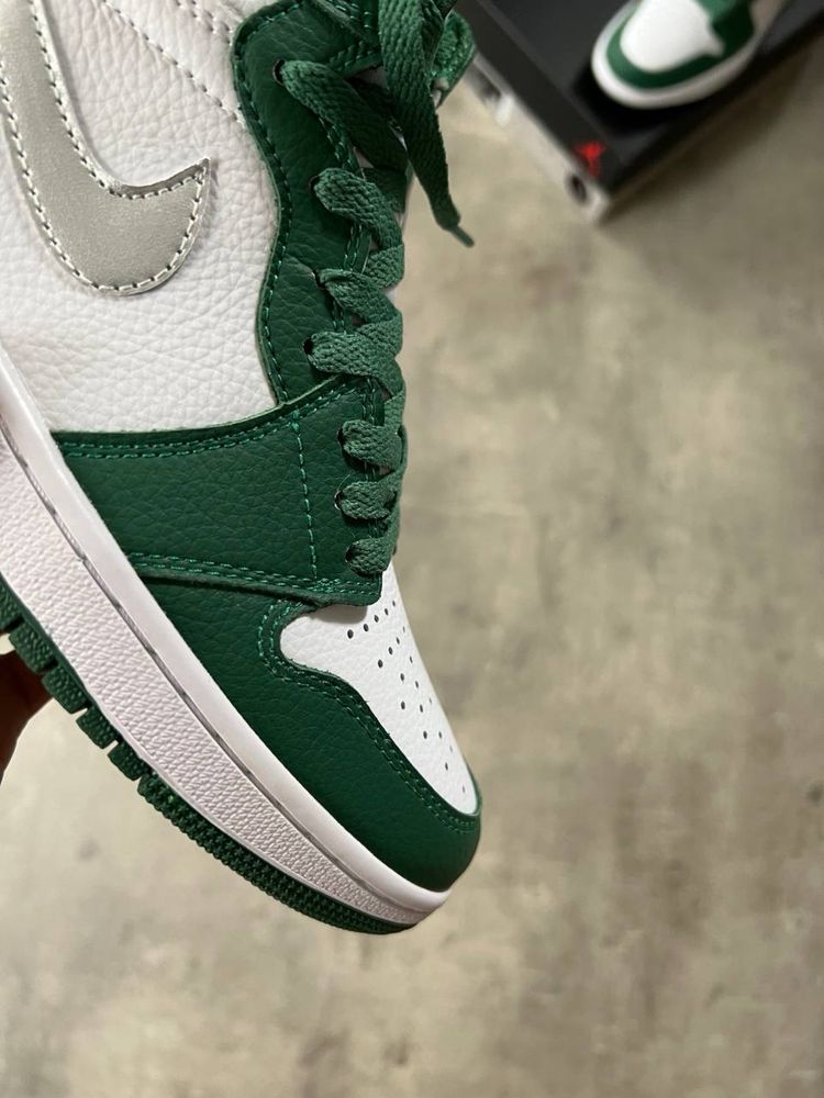Air Jordan 1 Retro High Og Gorge Green