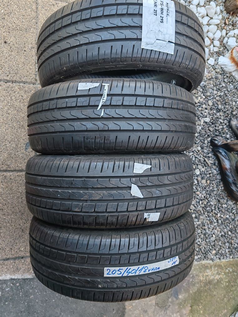 Vând cauciucuri 205/40/18 de vară set complet //Pirelli//