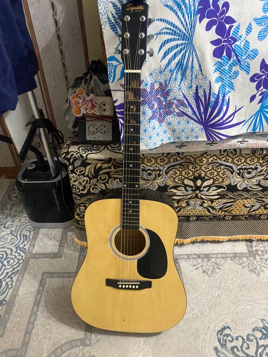 Гитара акустическая