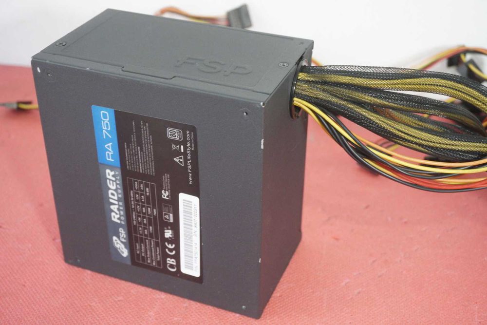 Захранване, PSU 750W FSP Raider 80+ Silver / Вкл.ДДС