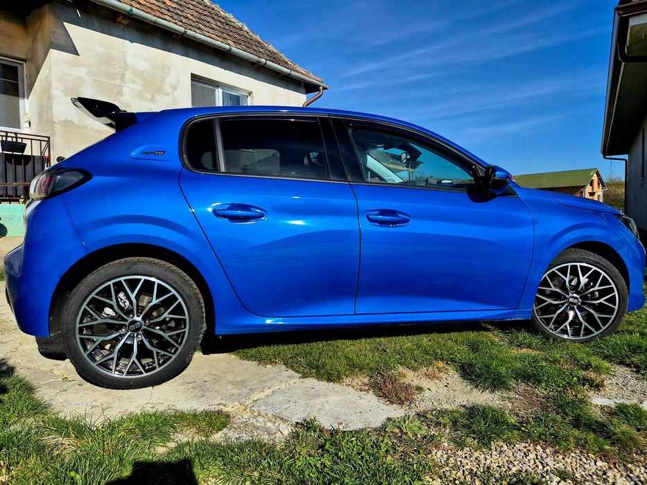 Peugeot 208 1.2 PureTech Model 2022