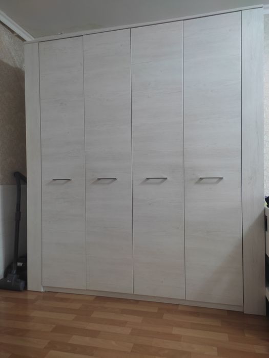 Продам шкаф б/у.