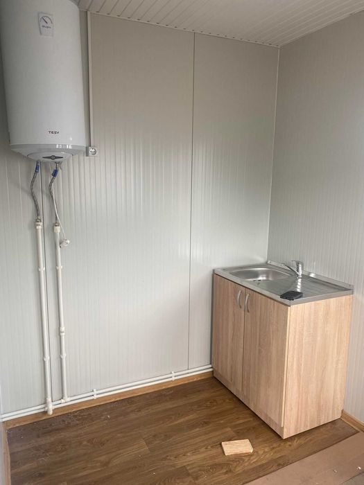 Container modular sanitar