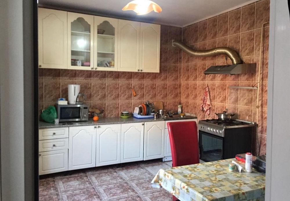 Camere  de închiriat 900 lei per cameră