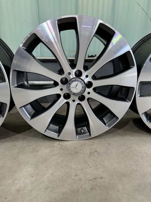 Jante Mercedes R19