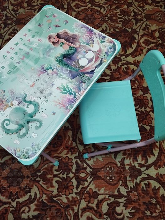 Продам детский стол со стулом Nika