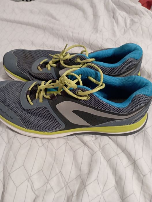 Adidași Nr 45 usori