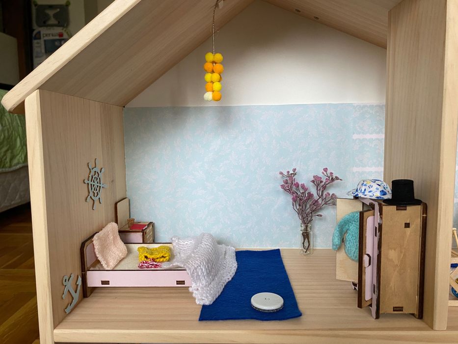 Къща за кукли от дърво