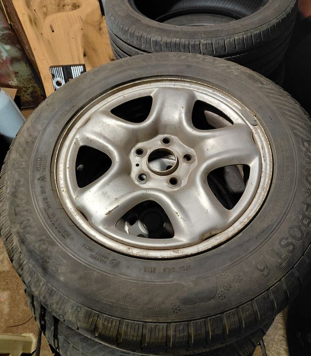 Джанти със зимни гуми Toyota Rav4