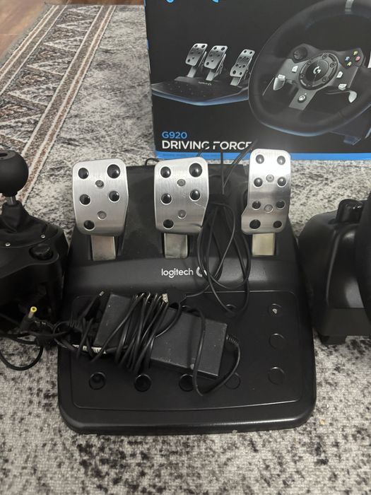 Vand volan logitech g920