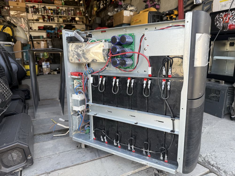 * ION G-6000, LCD 6000VA большой мощный UPS