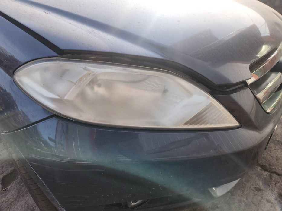 Фарове за Honda FRV