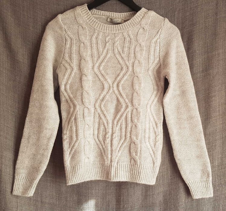 Pulover nou eticheta