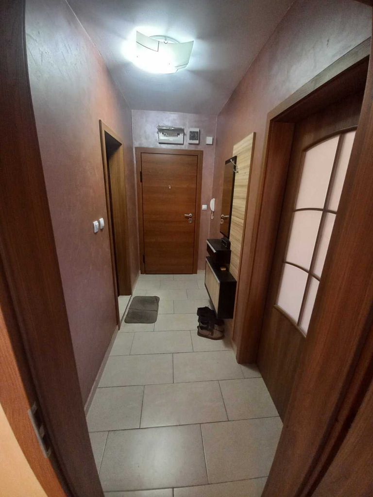 Дава се под наем Двустаен апартамент в Пловдив, Център - 60 кв.м за 433.5 € - Снимка #12
