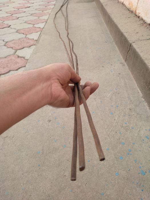 Проволока (прут) для ограждения