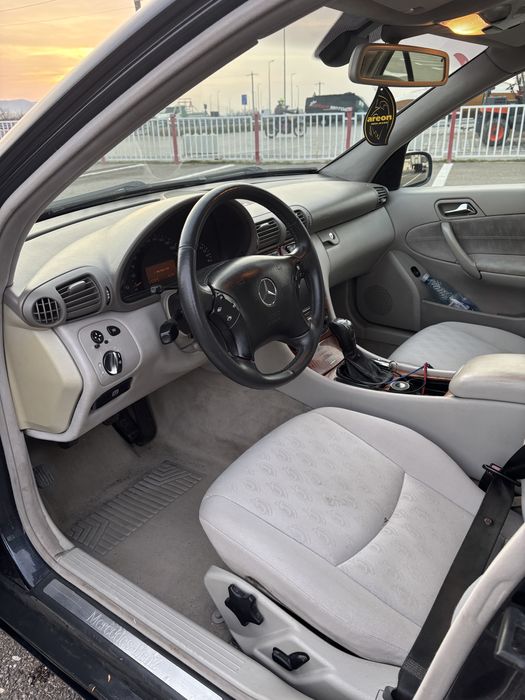 Mercedes c class w203