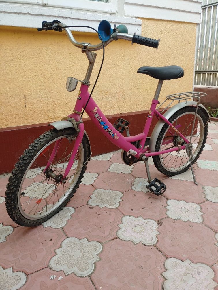 Bicicleta de 20 de inch pentru fete