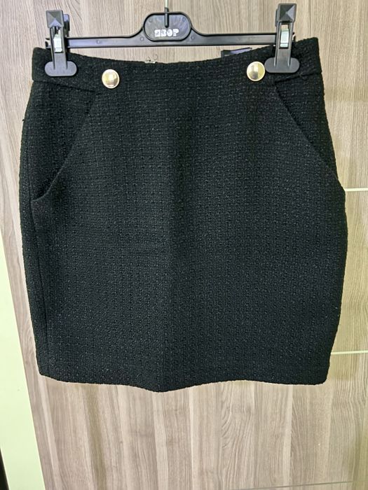 Дамски поли размер С и М различни текстури Hm Mango Mohito Daphne