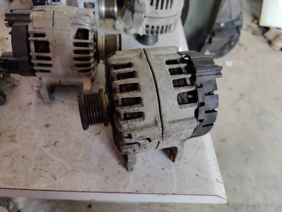 Alternator audi a4 b9 2.0 tdi 180 ah 04l903024a