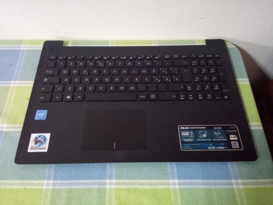 Dezmembrez Asus X553M - pret F mic