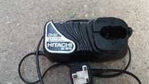vand incarcator hitachi li -ion